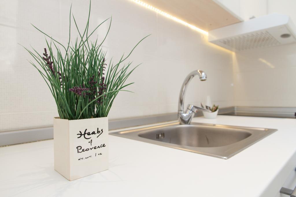 City Break Apartments Klishe Zen Белград Екстериор снимка